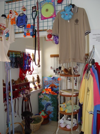 Dog Retail Supplies For Sale